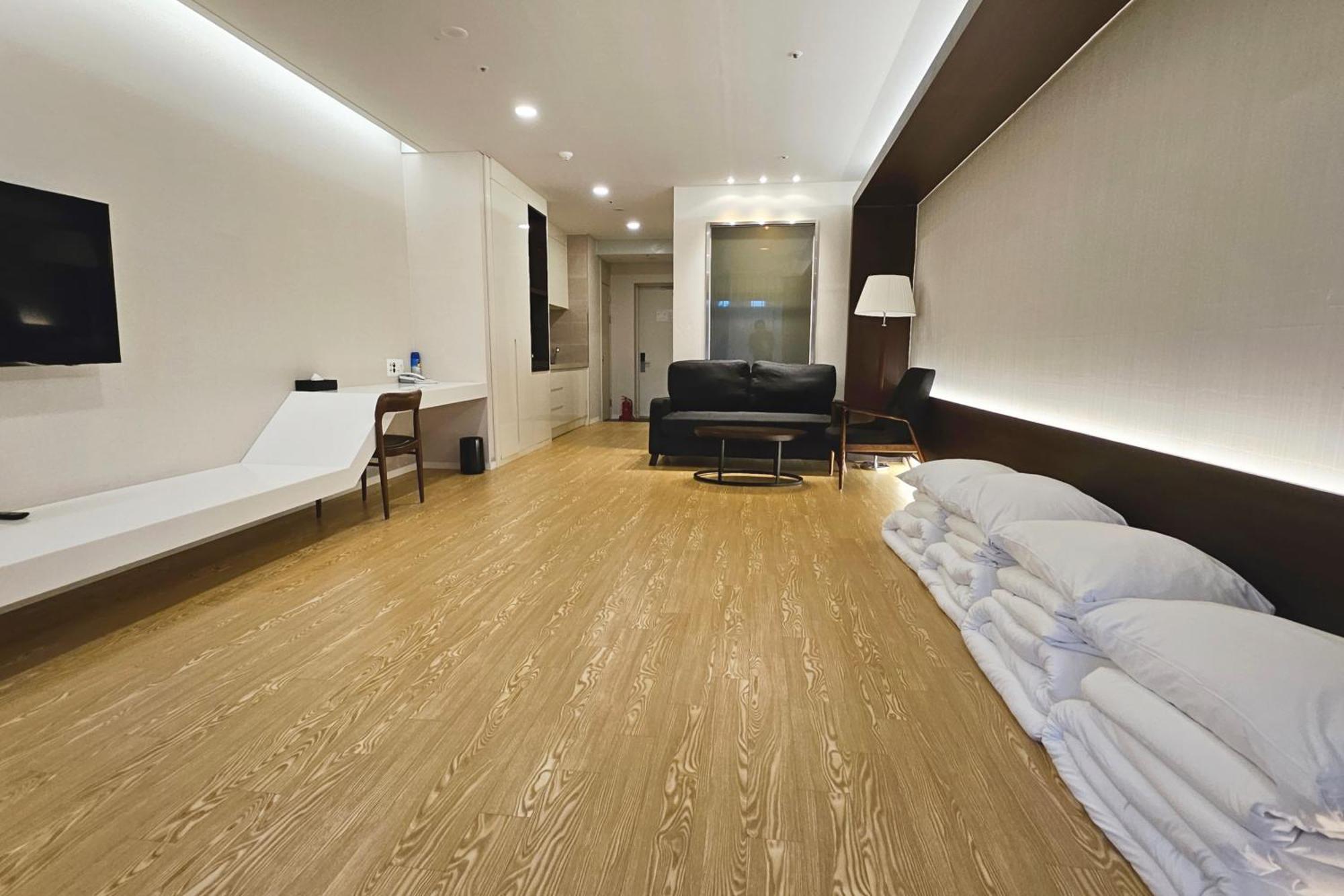 The Qube Resort Jeju Seogwipo Ngoại thất bức ảnh