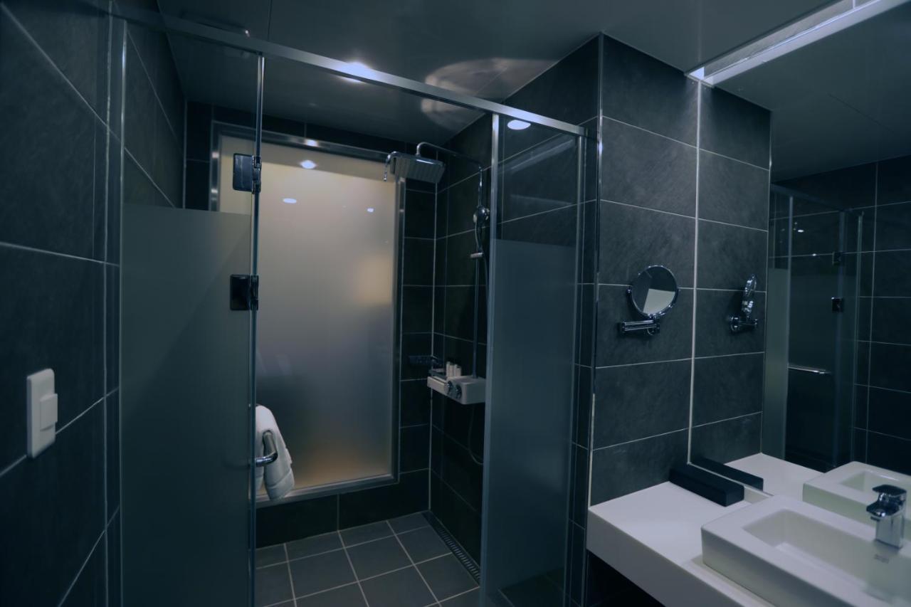 The Qube Resort Jeju Seogwipo Ngoại thất bức ảnh