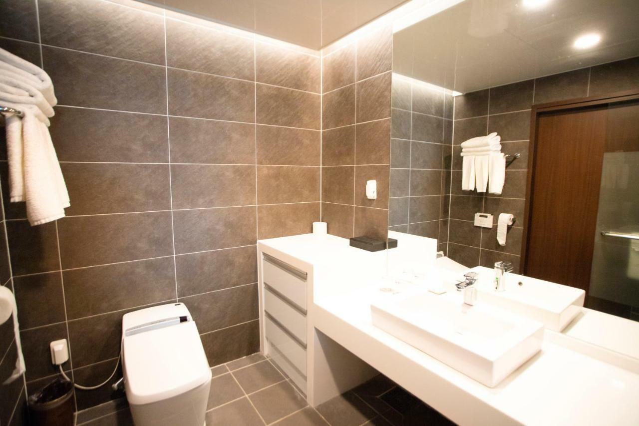 The Qube Resort Jeju Seogwipo Ngoại thất bức ảnh