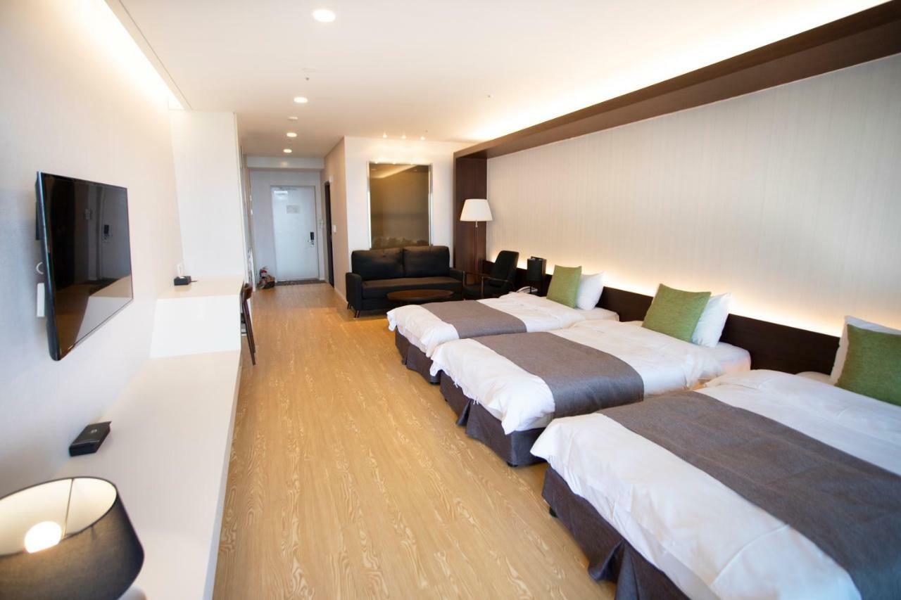 The Qube Resort Jeju Seogwipo Ngoại thất bức ảnh