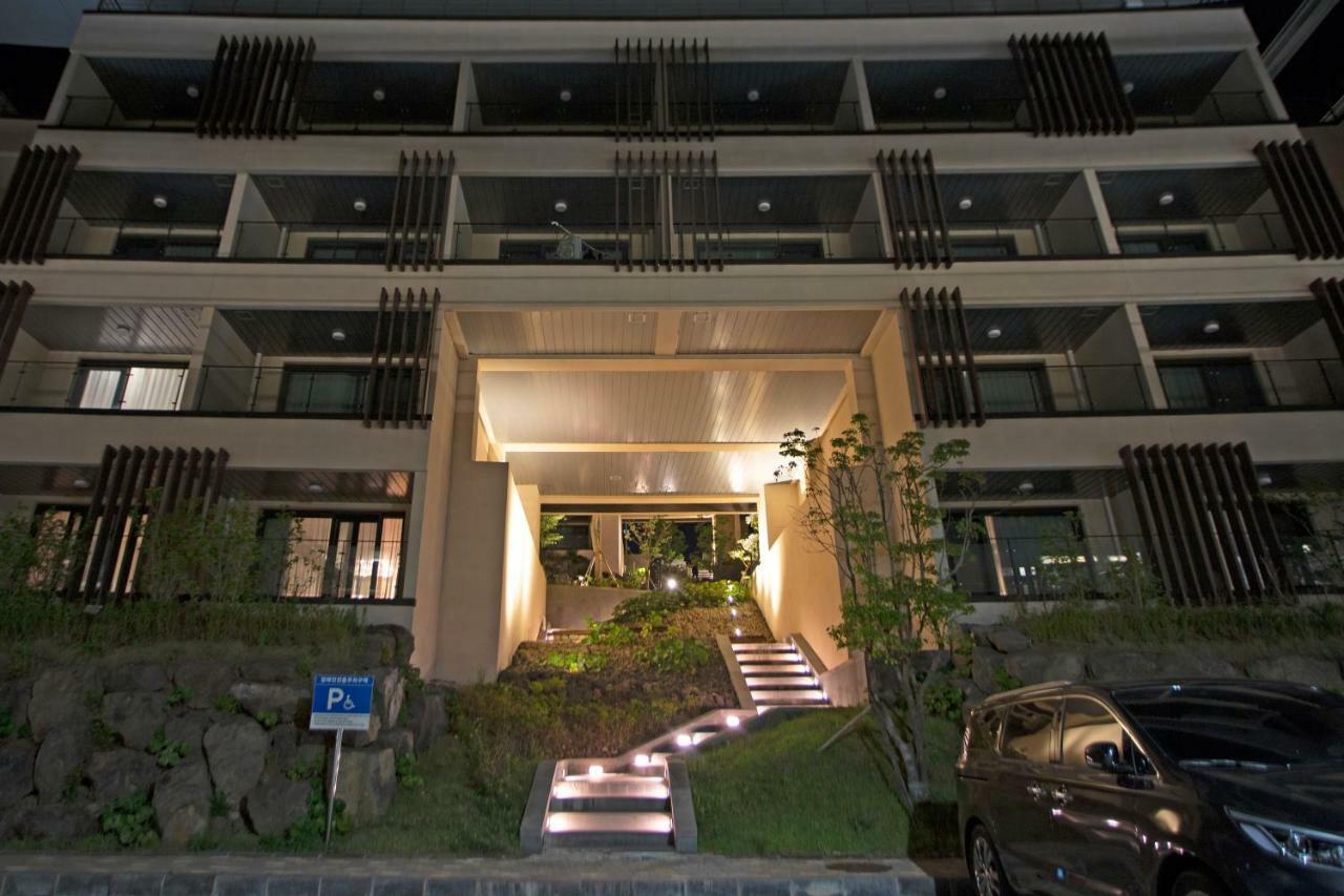 The Qube Resort Jeju Seogwipo Ngoại thất bức ảnh