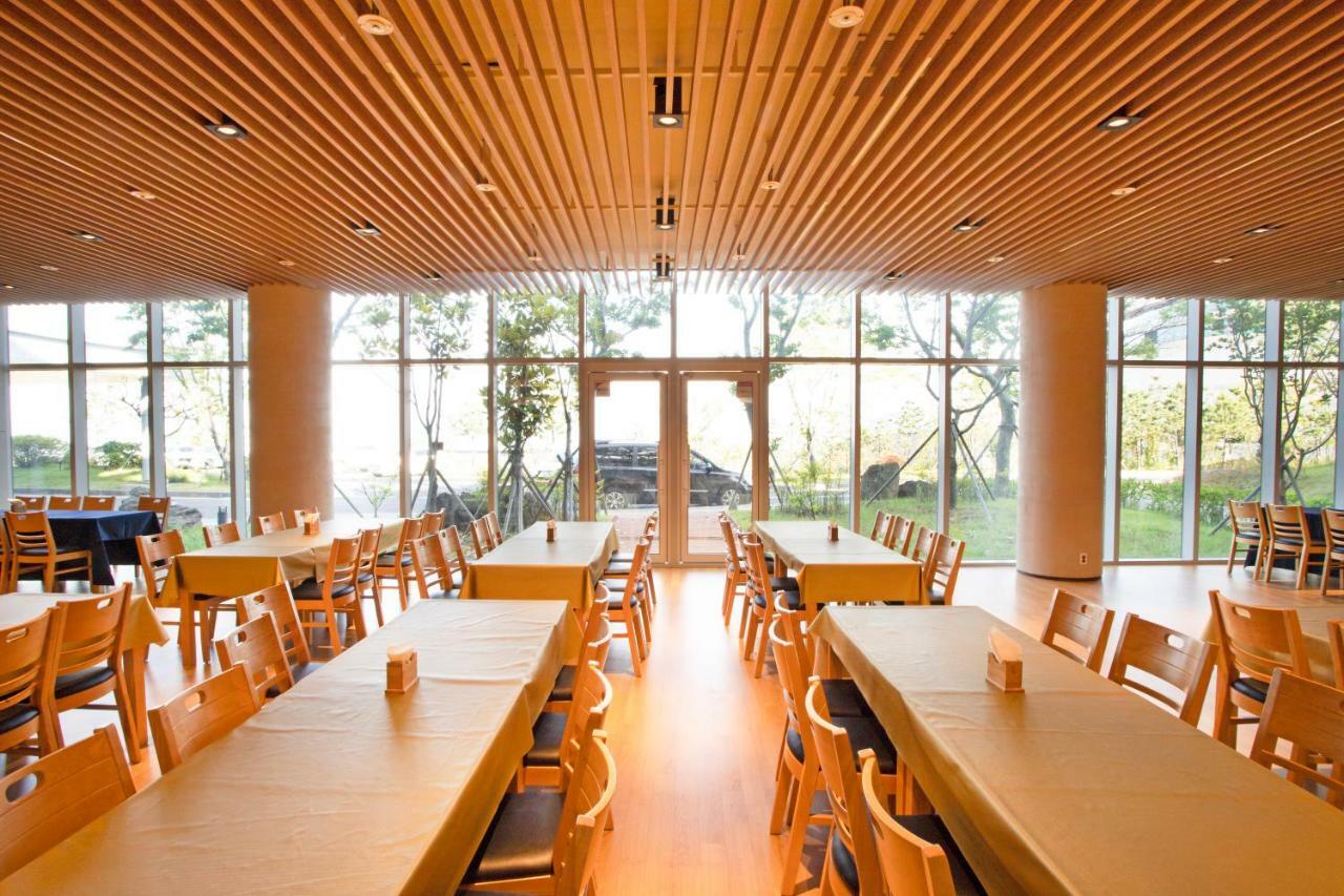 The Qube Resort Jeju Seogwipo Ngoại thất bức ảnh