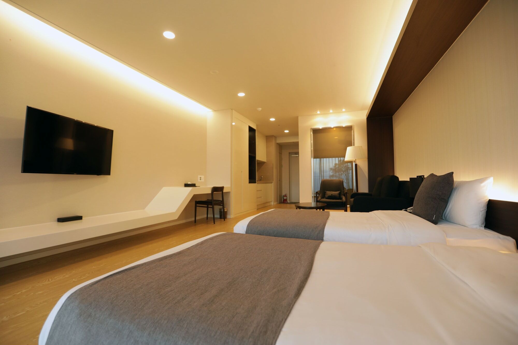 The Qube Resort Jeju Seogwipo Ngoại thất bức ảnh